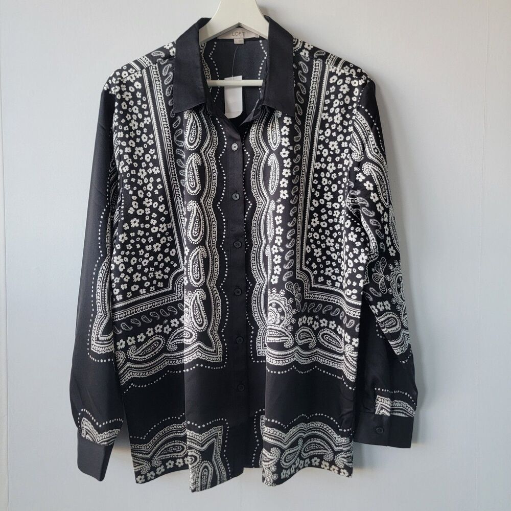 LOFT womens Paisley Everyday Relaxed Shirt sz L Long sleeves with button cuffs - Picture 1 of 8